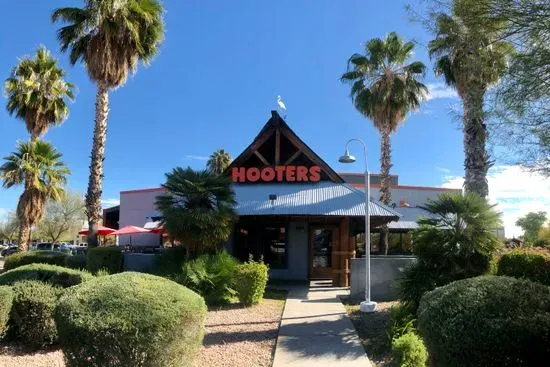 Hooters