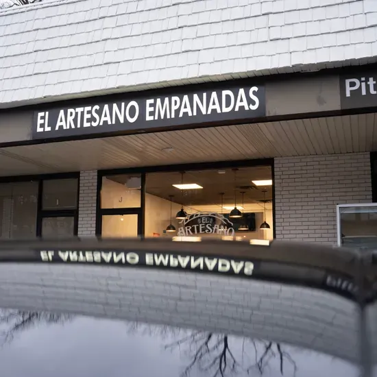 Artesano Empanadas