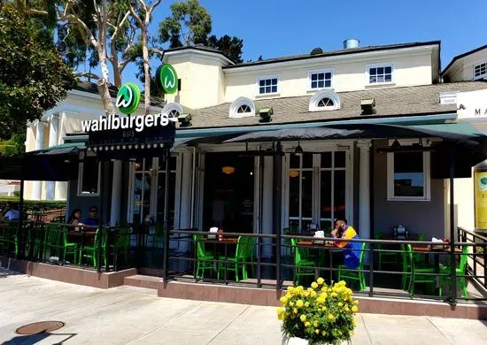 Wahlburgers