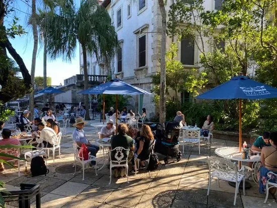 Vizcaya Museum Cafe & Shop