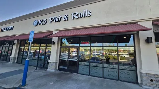 K5 Pho and Rolls