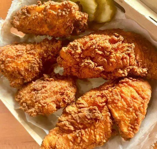 Chuck’s Hot Chicken®