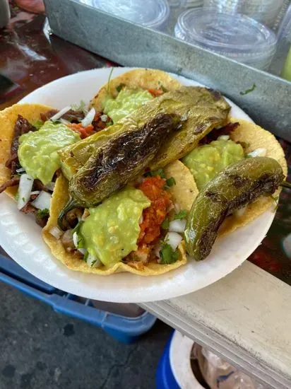 Tacos al carbon El chaparrito