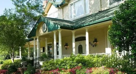 The Sanford House Inn & Spa