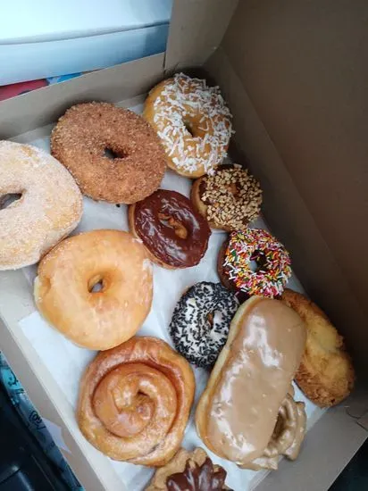 Foster's Family Donuts