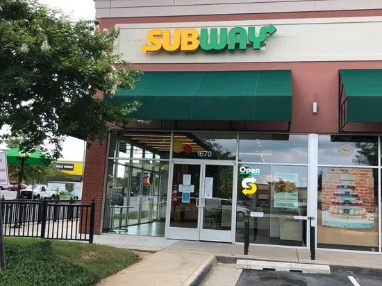 Subway Restaurant