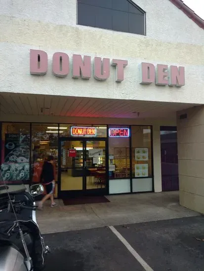 Donut Den