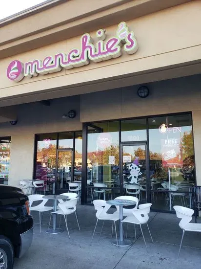 Menchie's Frozen Yogurt