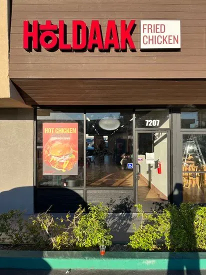 HOLDAAK Fried Chicken