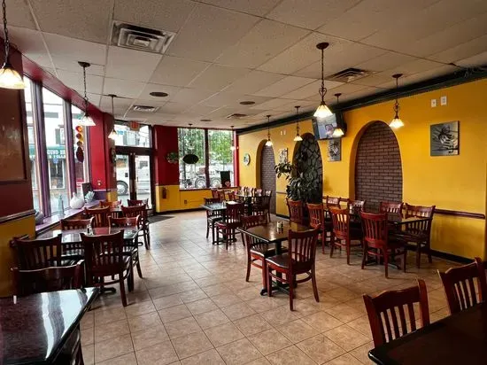 Esquina Peruana - Peruvian Restaurant