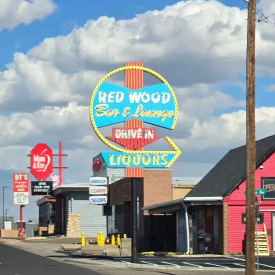 Redwood Lounge & Pkg Liquors