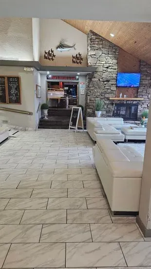 Grand Glaize Shopping Center