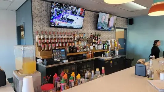 Mariscos El Pacifico Seafood Bar and Grill