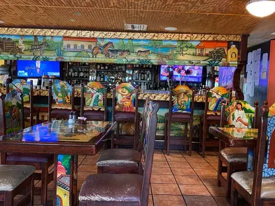 Los Magueyes Crystal River