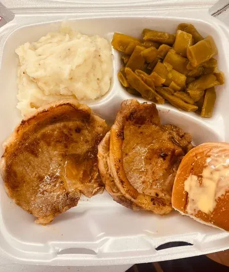 Mutt Mutt’s Breakfast & BBQ