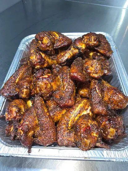 Lil g's Smokehouse
