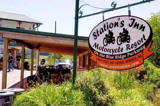 Station's Inn