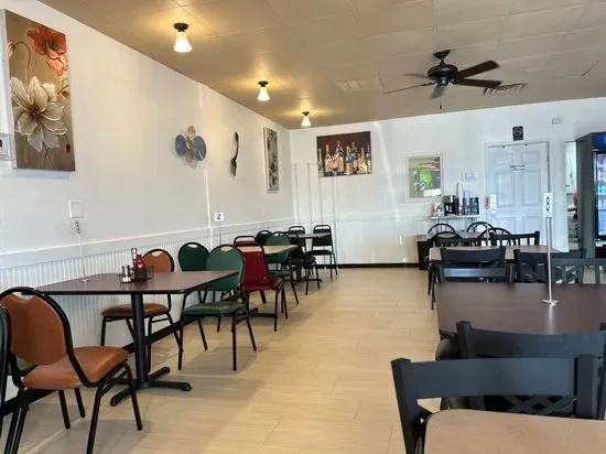 El Cafecito Restaurant