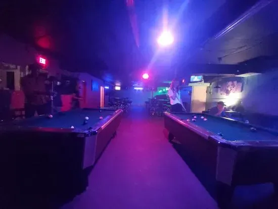 SUSANAS SPORTS BAR & HOOKAH LOUNGE