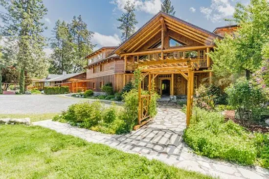 The Lindsay Lodge & Restaurant
