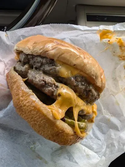 Bev's Better Burgers