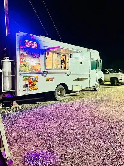 Guanatos Mexican Food truck