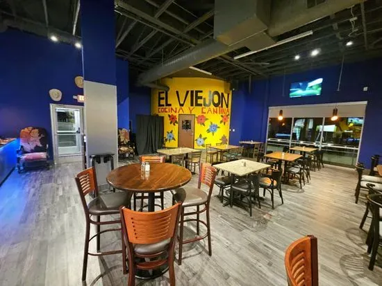 El Viejon Cocina y Cantina