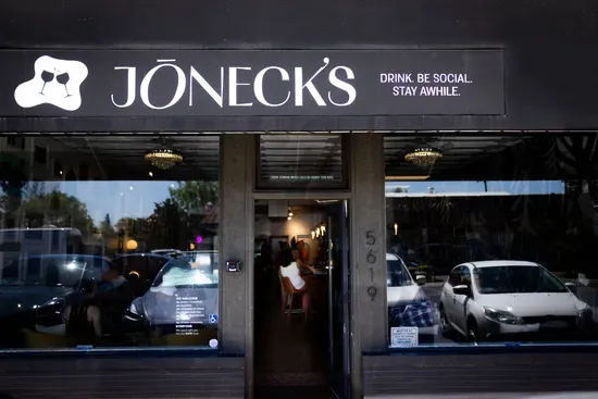 Joneck’s Wine Lounge & Bottle Shop