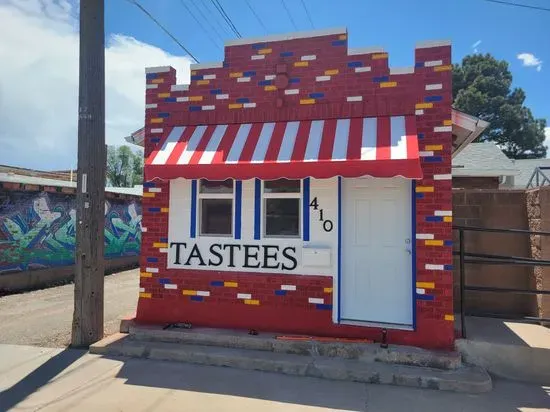 Tastee’s Carnival Treats