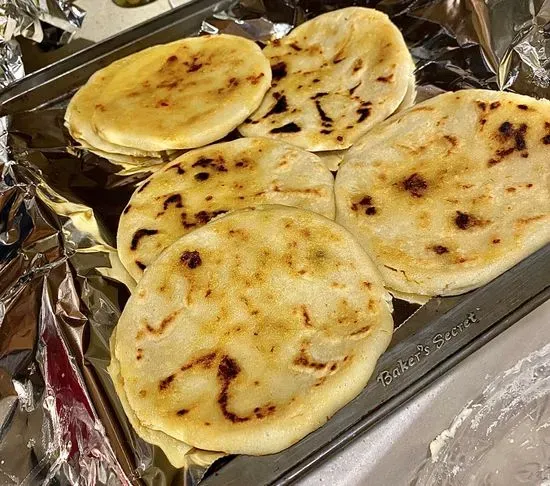 Anna’s Pupusas