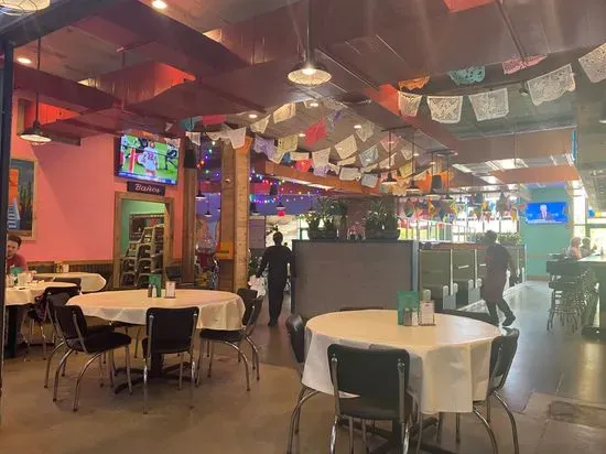 Phil Sandoval's Mexican Restaurante