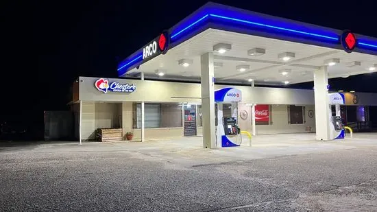 ARCO /gas station/convenience