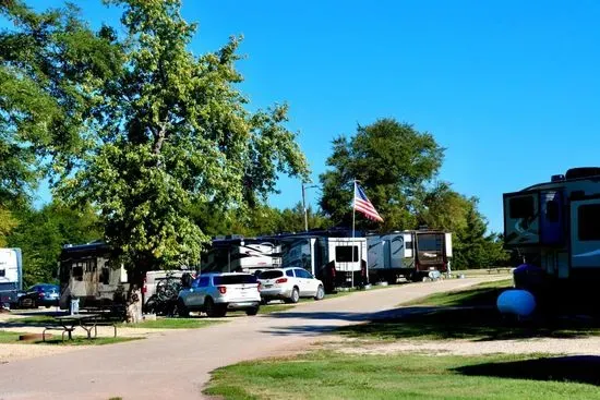 Walt's Four Seasons Campground & Country Store