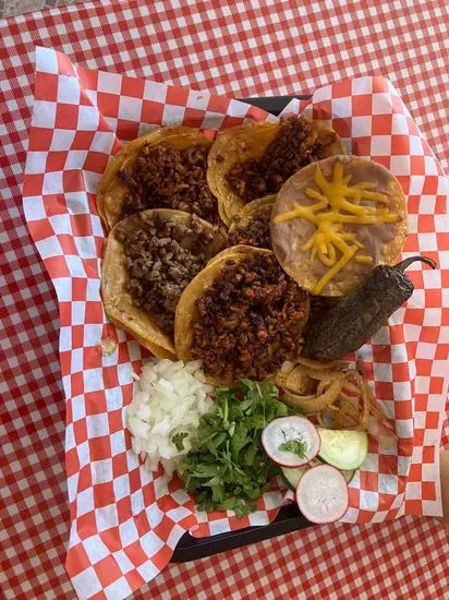 El pitayito taqueria