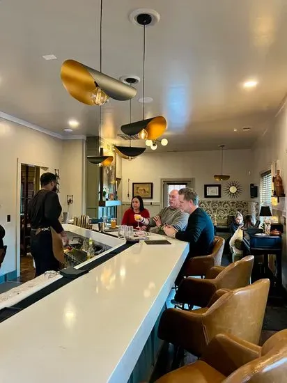 Chief’s Modern Cocktail Parlor