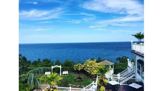 The Waterview at Port Jefferson Country Club