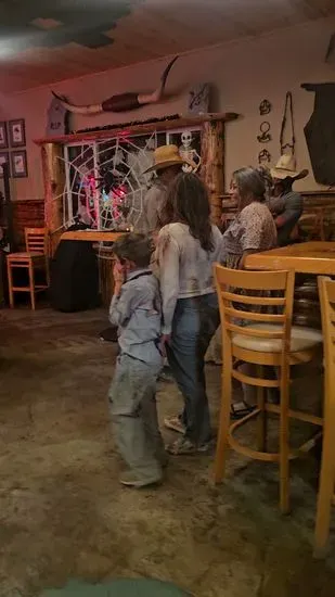 Cowpuncher’s Saloon at Fountain Springs