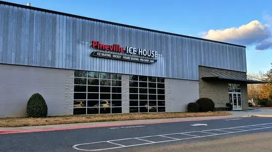 Pineville Ice House Bar & Grill