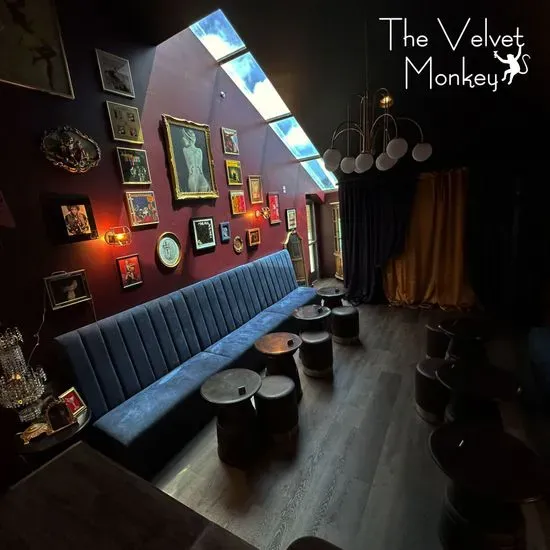 The Lounge at Island Sound / The Velvet Monkey Speakeasy