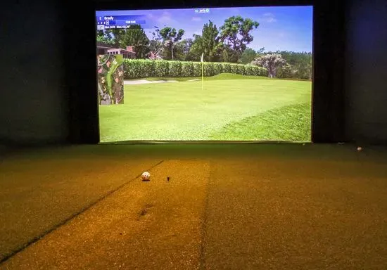 LiveGolf Studios at Thornapple Pointe Golf Club