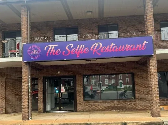 The Selfie Restaurant