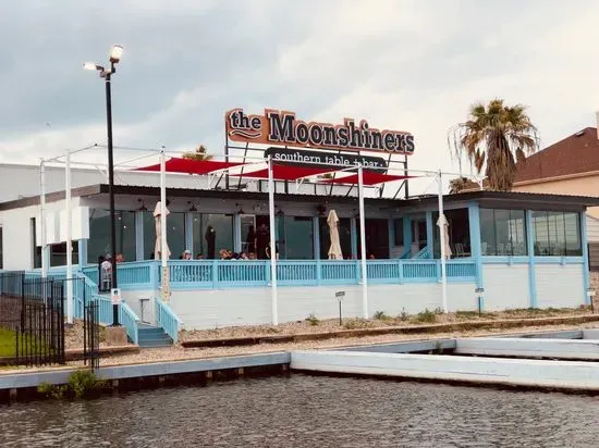 Conroe Moonshiners on the Lake