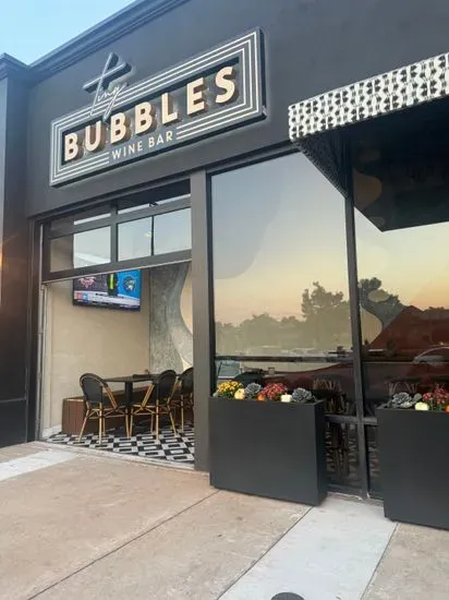 Tiny Bubbles Wine Bar OKC