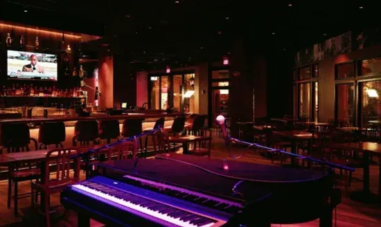 Gin Rickey’s Live Music Bar