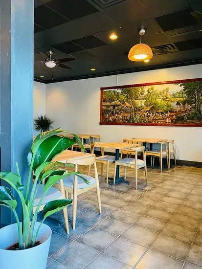 Sakhuu Thai Restaurant (Dallas Location)