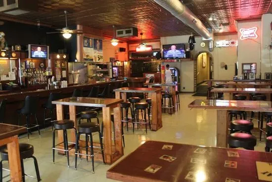 Double Play Saloon
