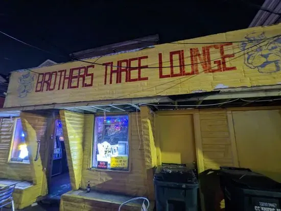 Brothers III Lounge