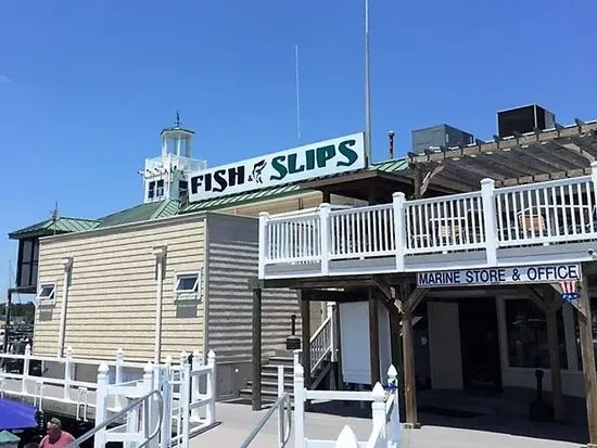 Fish & Slips Marina Raw Bar & Grill