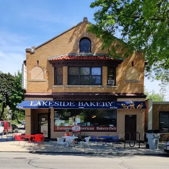 Lakeside Bakery