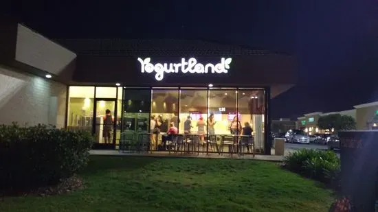 Yogurtland Huntington Beach